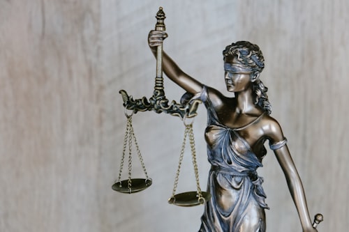 Justicia Ribelles Abogagos