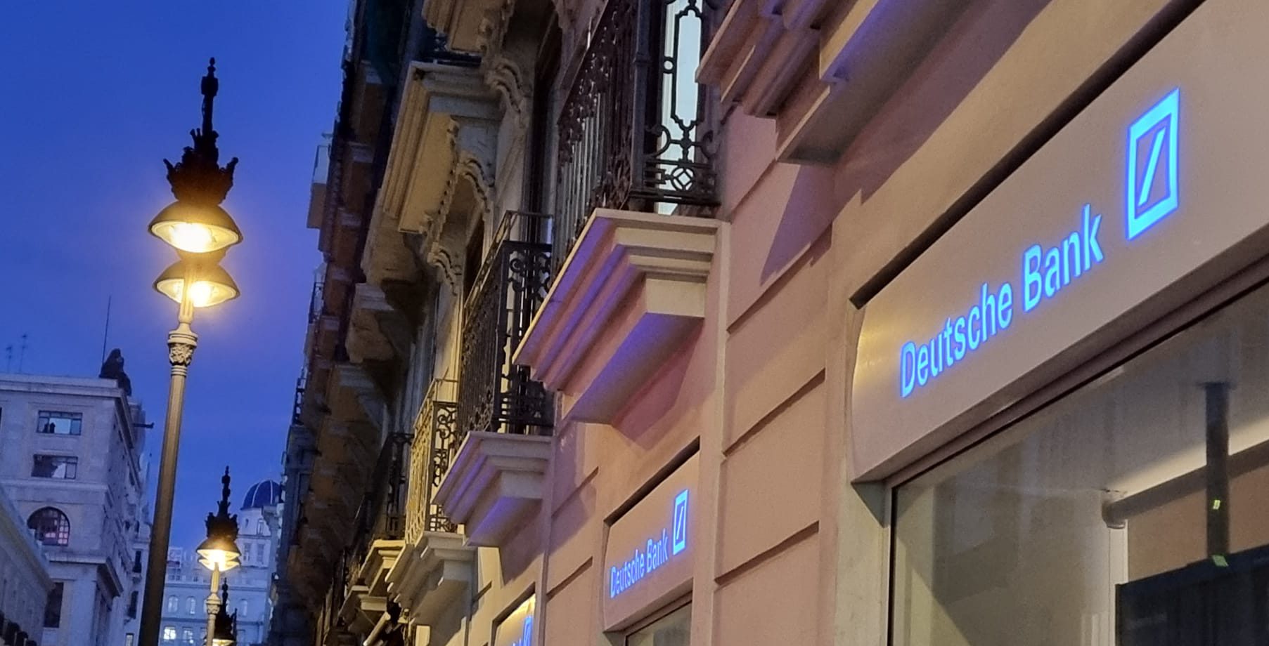Grupo Palladium confirmó a Bloomberg (Steven Arons) hace unos días, que también fue afectado por la comercialización por Deutsche Bank.